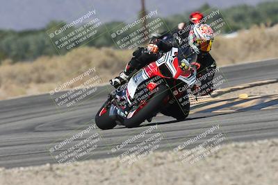 media/Oct-13-2025-Moto Forza (Mon) [[a66d839500]]/3-B Group/Session 3 (Turn 16)/